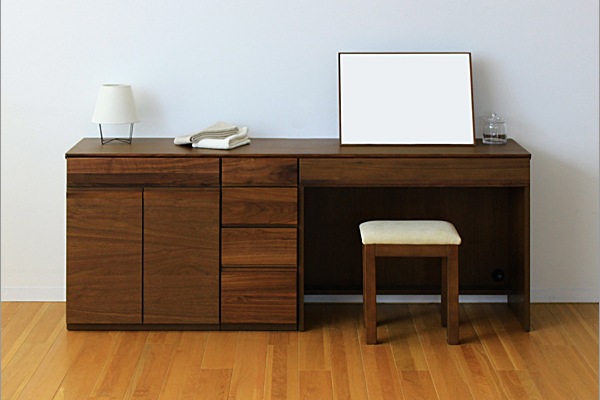 ASTER スツール ブラウン色