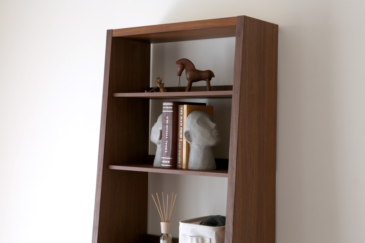 GALLE 65本棚 完成品 (単体/右加工あり/左加工あり/左右加工あり）ウォルナット 幅 65cm