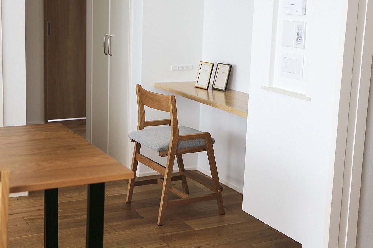 SELEST セレスト チェア 学習椅子 オーク/ウォルナット