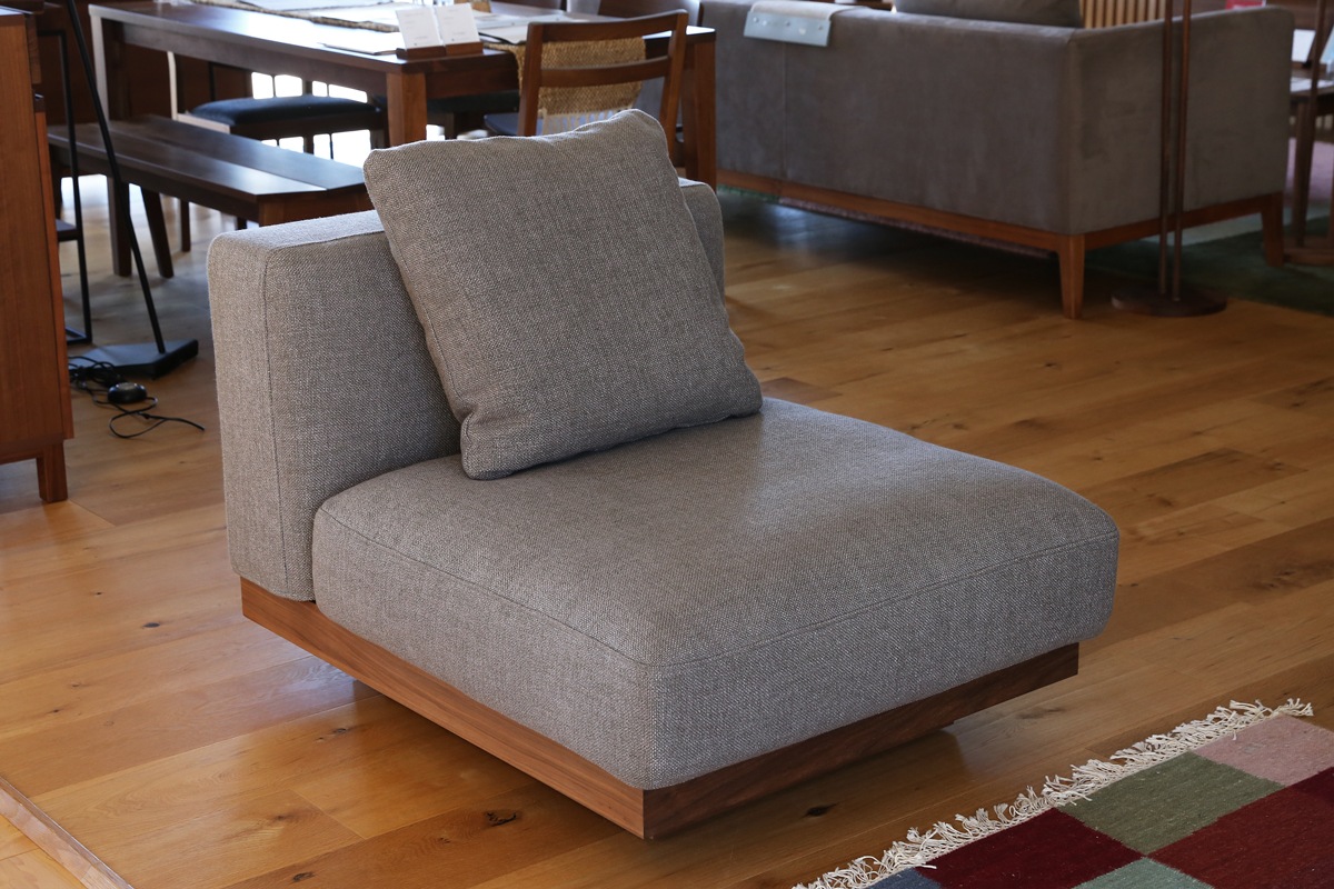 LANA SOFA 3人掛け アイボリー オーク/ウォルナット