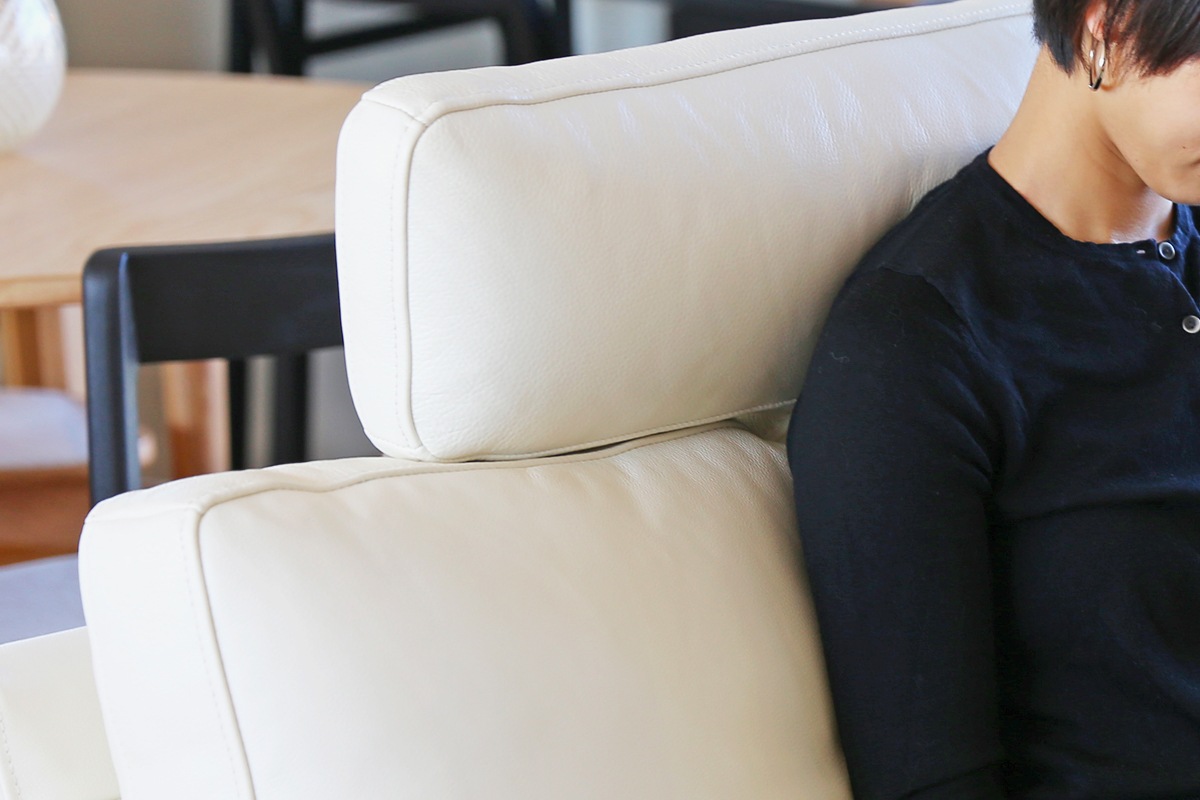 ✨３人掛けソファ　美品✨ 3人掛けソファ デビュー079 ソフト GY(3人掛け ソフト 5Y)本革GY