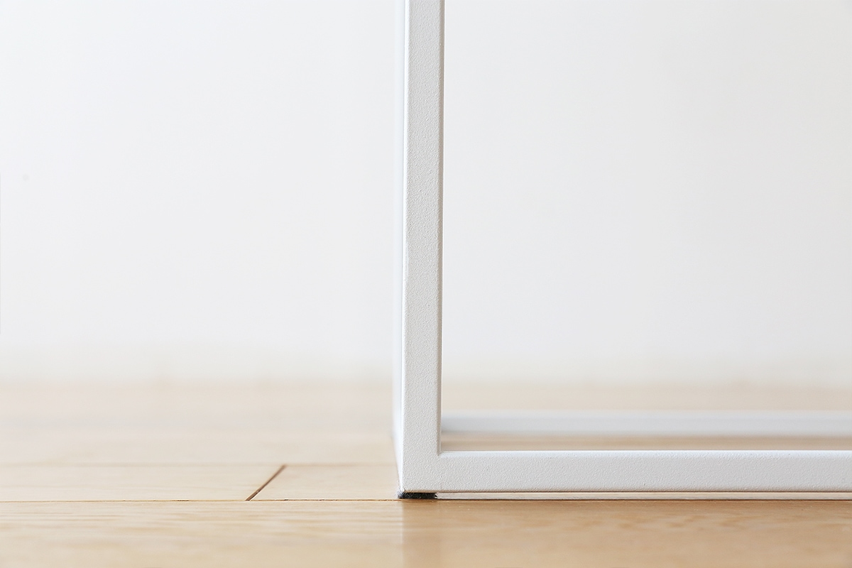 LINIE リニエ コンソールテーブル オーク/ホワイトフレーム