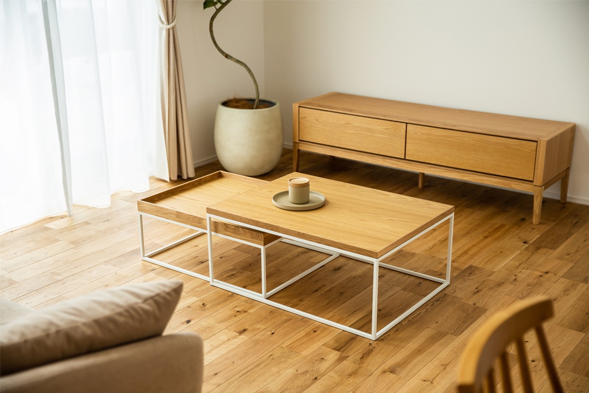 LINIE LIVING TABLE オーク/ホワイトフレーム