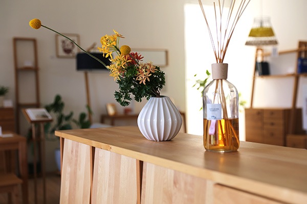 VASE WIDE IVORY(HBC-03/04)