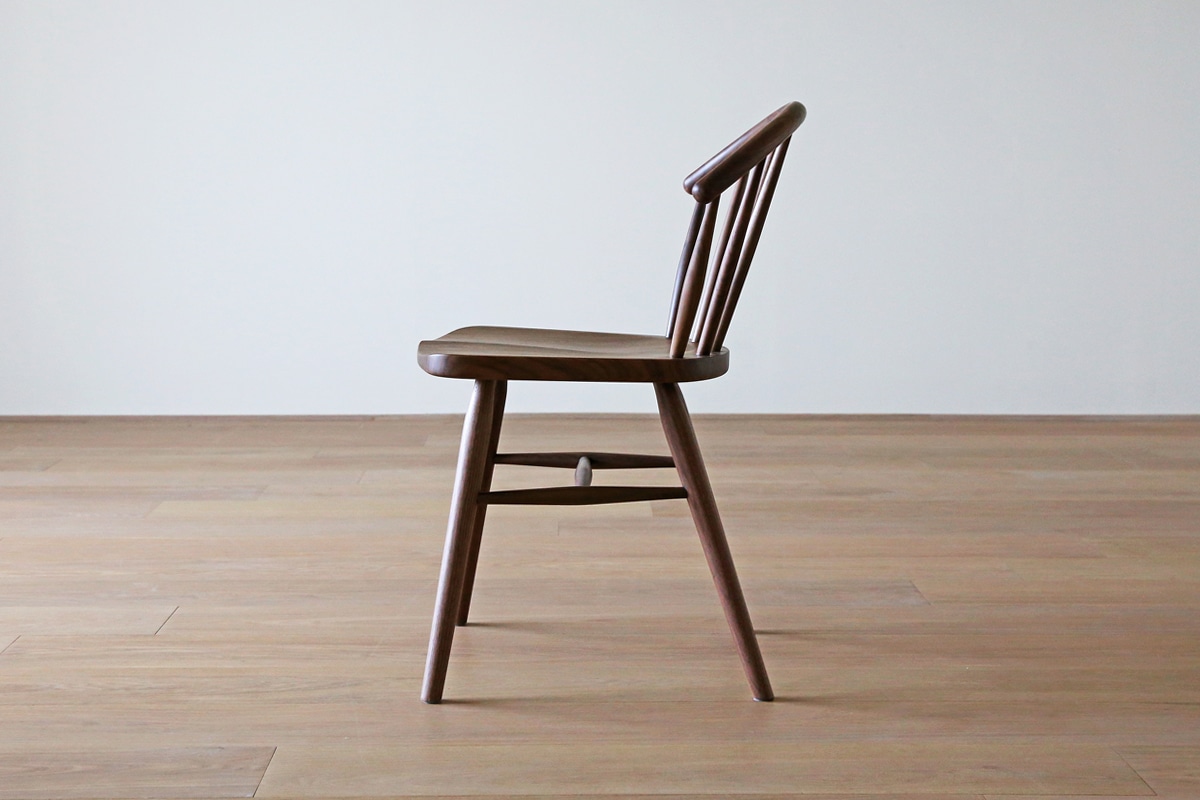 UN CHAIR ウォルナット
