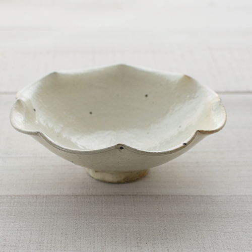 古谷製陶所（古谷浩一） 輪花小鉢 直径15cm 2カラー 【信楽焼】 | 古谷