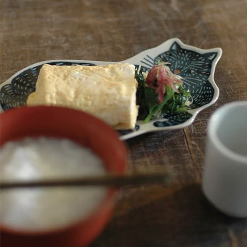 倉敷意匠 kata kata 印判手の大皿／青猫