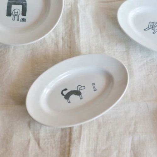 倉敷意匠 トラネコボンボン 普通の洋食器シリーズ 楕円皿／大サイズ（猫・犬）