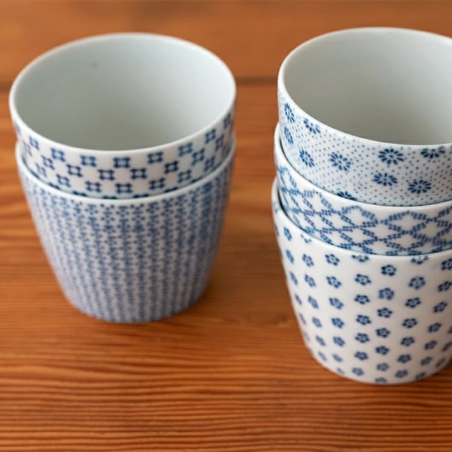 本間友幸 薔薇貫入釉 三角カップ「薔薇の泉」 | ホンマトモユキ