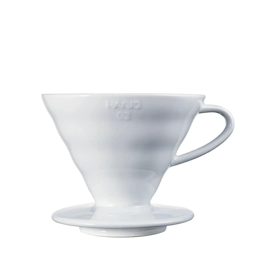 ハリオ　V60 セラミック製 透過ドリッパー02／ホワイト VDCR-02W【有田焼 磁器製 ハンドドリップ コーヒー用品】