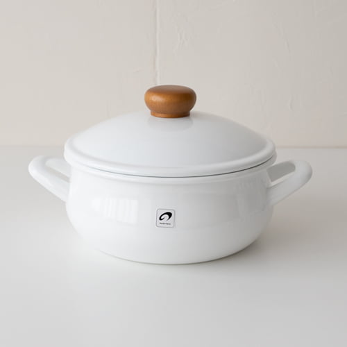 野田琺瑯　ポーチカ キャセロール鍋 20cm IH対応 PO-20W 【POCHKA 両手鍋】