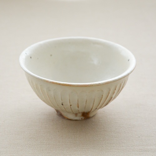古谷製陶所（古谷浩一）鉄散 線彫 めし碗／小【信楽焼 飯碗】 | 古谷製