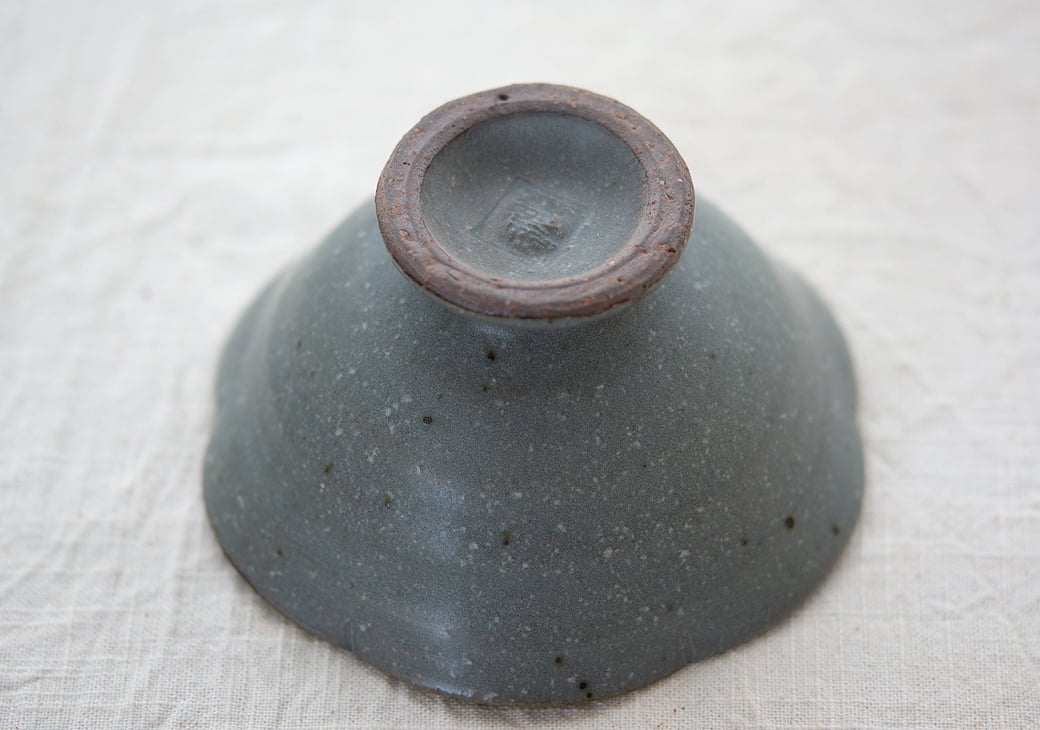 古谷製陶所（古谷浩一） 輪花高台小鉢 4カラー 【信楽焼】 | 古谷製陶