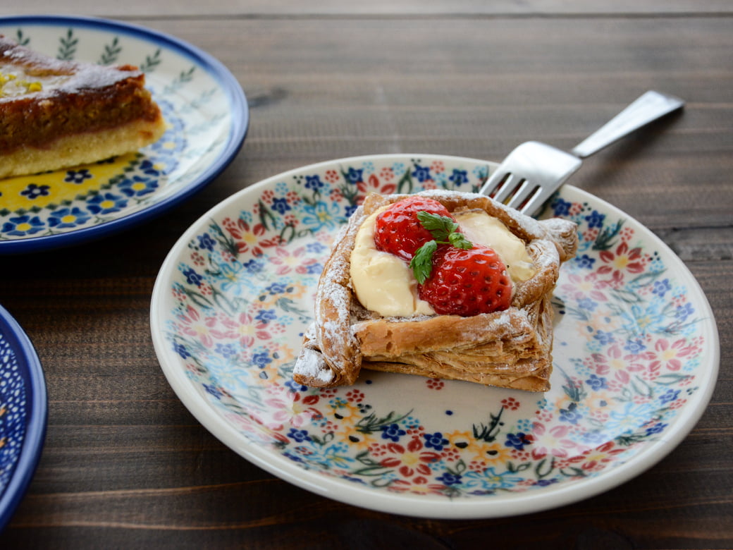 ポーリッシュポタリー 平皿φ17cm／V195 VENA社（ヴェナ社