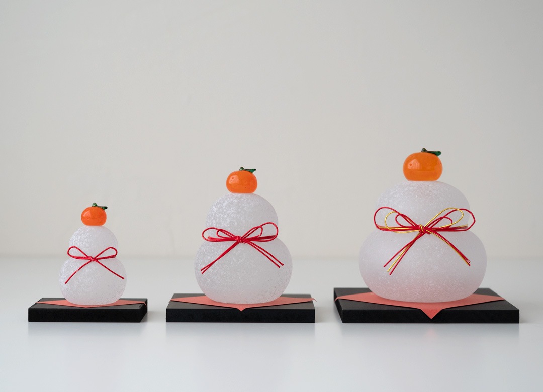 極楽寺がらす工房 ガラスの鏡餅のオブジェ／中サイズ 【かがみもち