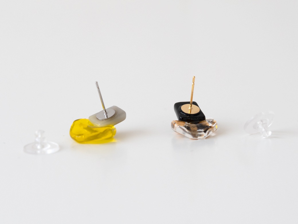 hara glass works ピアス・イヤリング／ゴールドット○□ガラス（ハラ