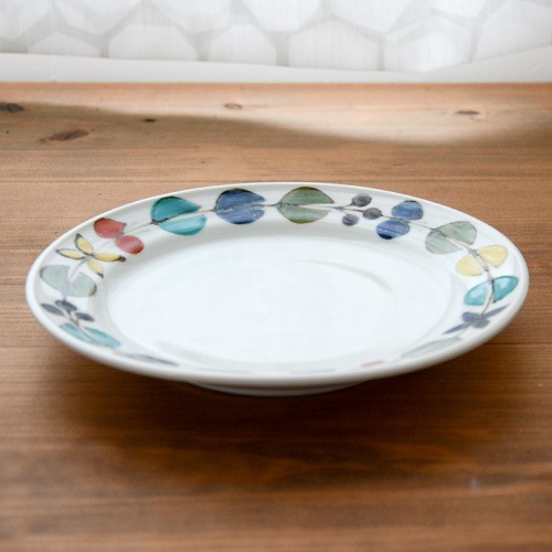 徳永遊心 色絵花つなぎ／7寸平皿 | 徳永遊心窯／うつわ作家 | ハウスグラム