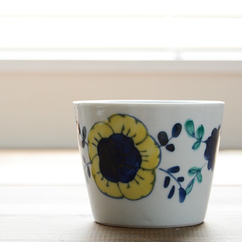 九谷青窯 高原真由美 色絵舞い花／そば猪口 | 九谷青窯／九谷焼