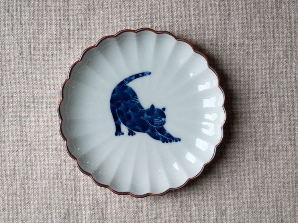 呉須 猫のプレート／4種類 波佐見焼 菊割 直径10cm 銘々皿 取皿 小皿
