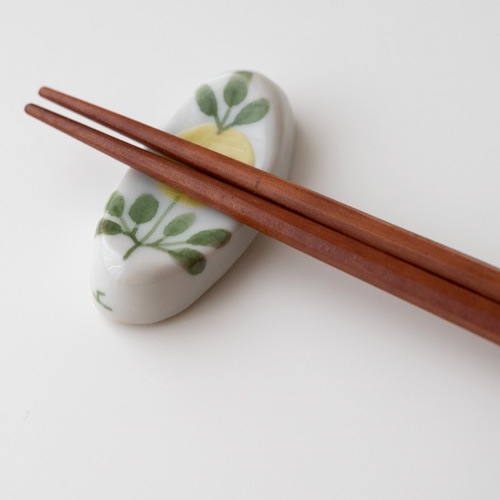 徳永遊心 色絵花蛍／箸置き | 徳永遊心窯／うつわ作家 | ハウスグラム