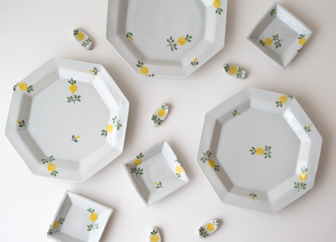 徳永遊心 色絵花蛍／八角皿 | 徳永遊心窯／うつわ作家 | ハウスグラム