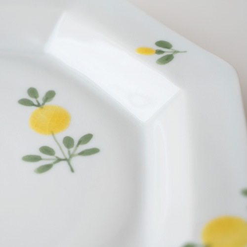 徳永遊心 色絵花蛍／八角皿 | 徳永遊心窯／うつわ作家 | ハウスグラム