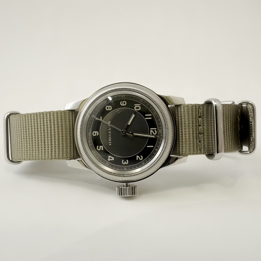 【最短即日発送】M.R.M.W.×KEYFORD モントルロロイミリタリーウォッチ 腕時計 メンズ レディースTuxedo dial タキシードダイヤル グレー／カーキ ナイロンNATOベルト