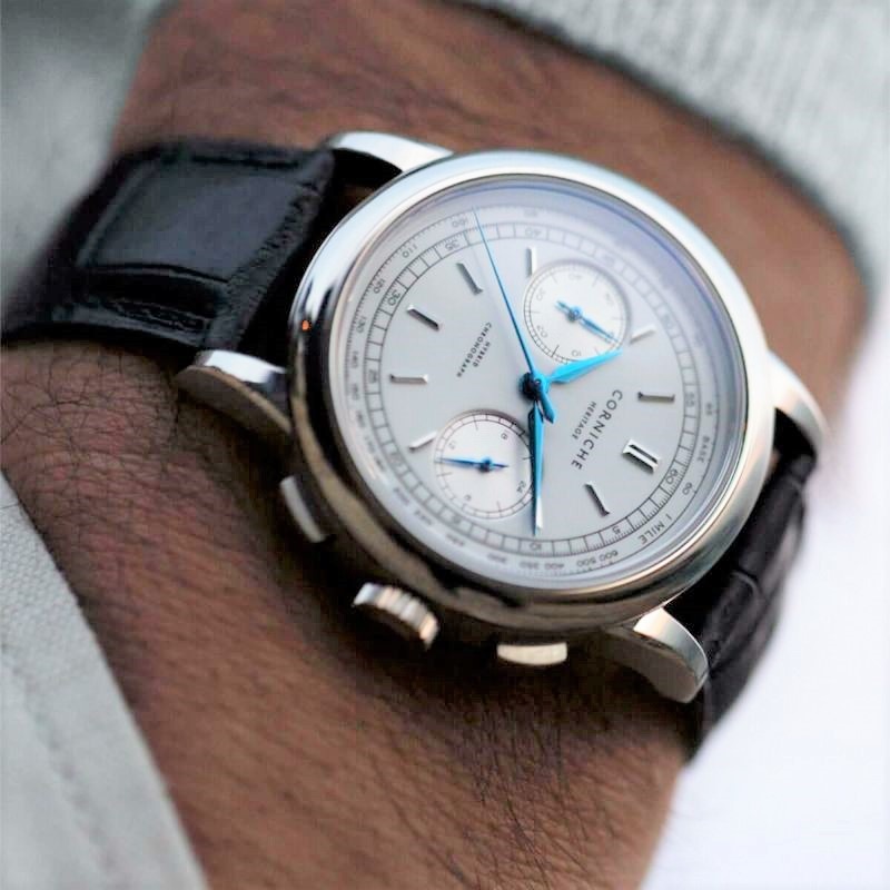 CORNICHE｜Heritage Chronograph シルバー ホワイト セラミックダイヤル