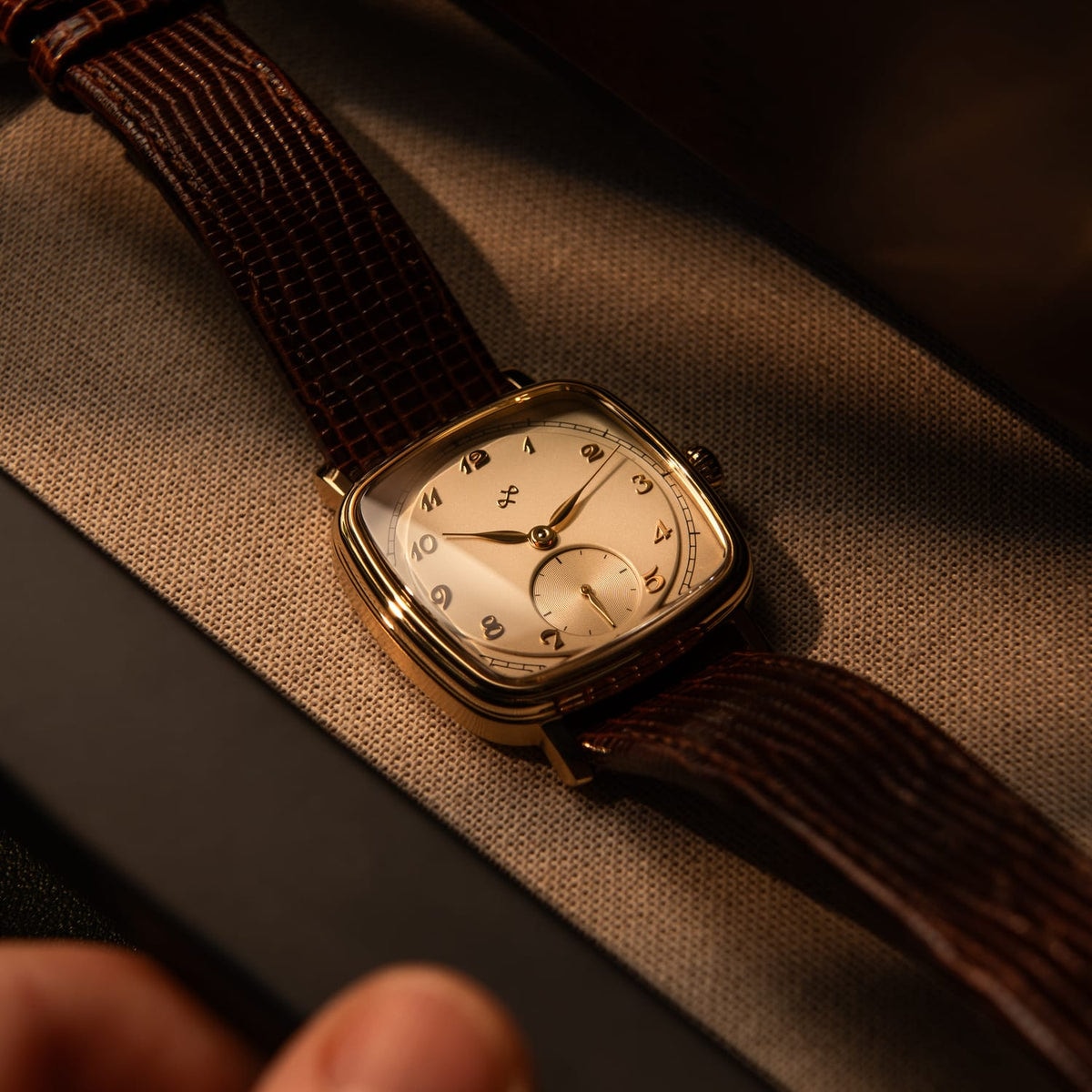 AV86（旧About Vintage） 機械式 腕時計 メンズ 1954 Amalfi