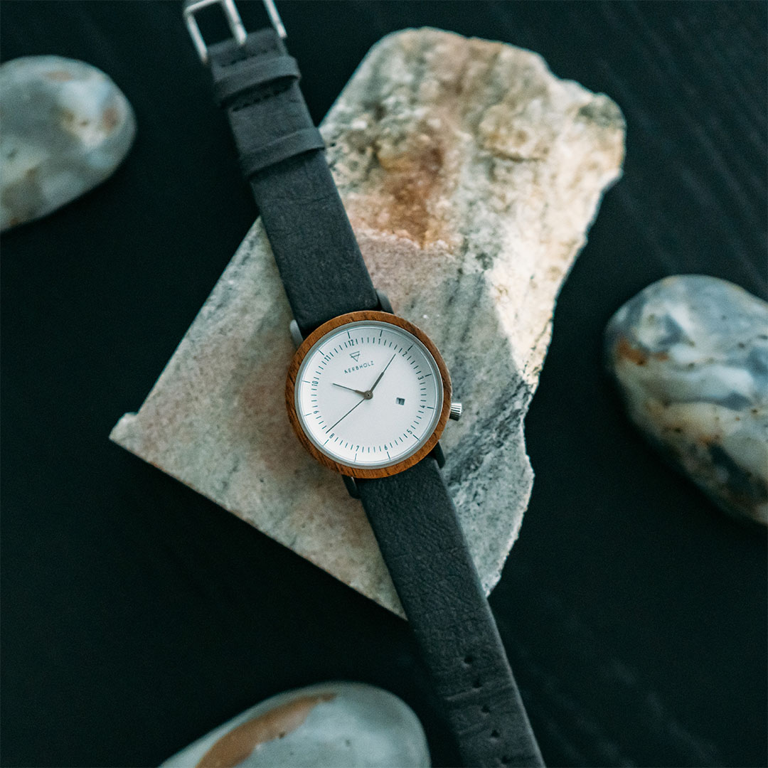 KERBHOLZ｜CARLA 36mm カーラ ウォールナット シルバー ブラックヴィーガン 画像5