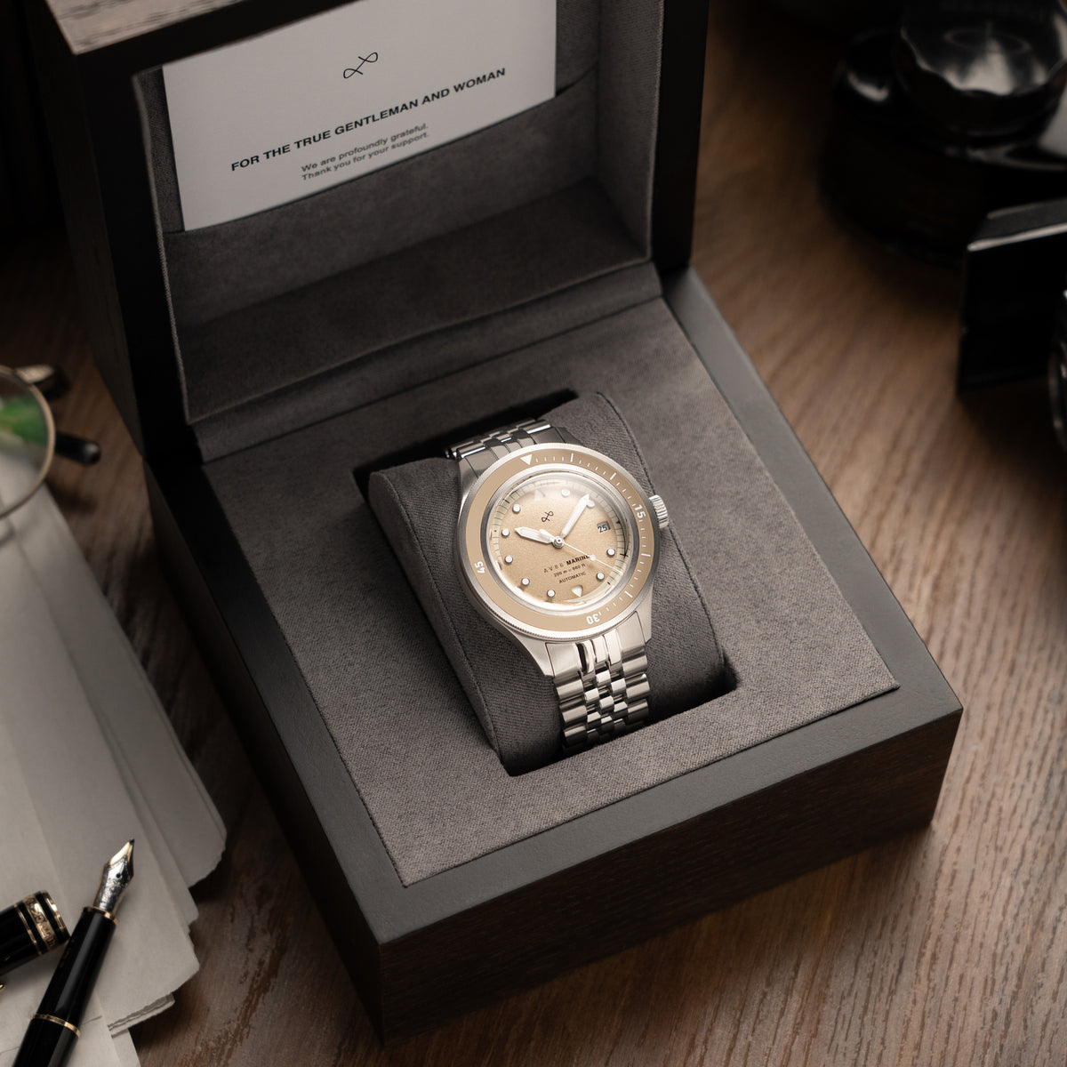 AV86(旧 ABOUT VINTAGE)|1956 Marine Automatic 41mm Steel/Sand(自動巻き) 画像7