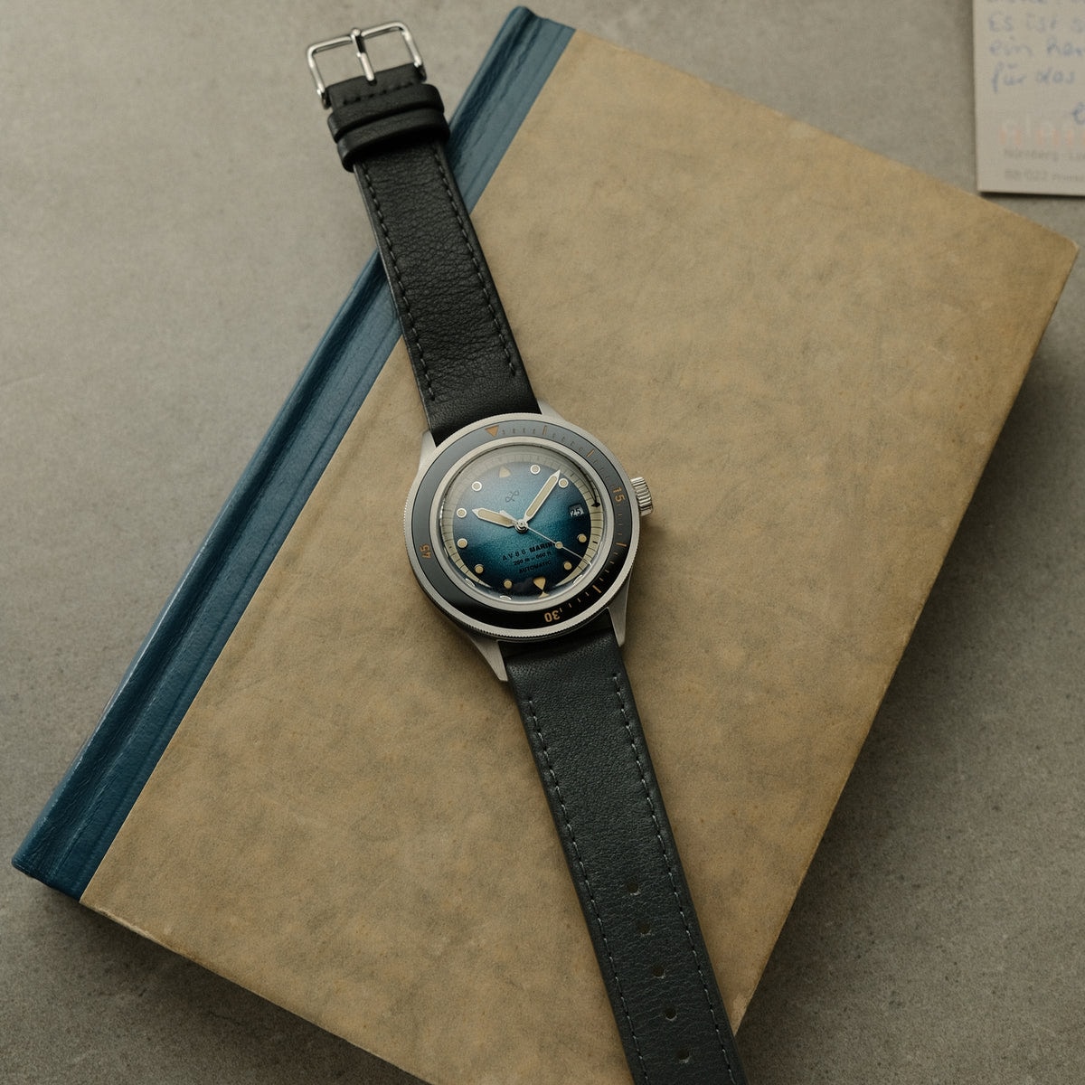 AV86(旧 ABOUT VINTAGE)|1956 Marine Automatic 41mm Steel/Blue Fade(自動巻き) 画像4
