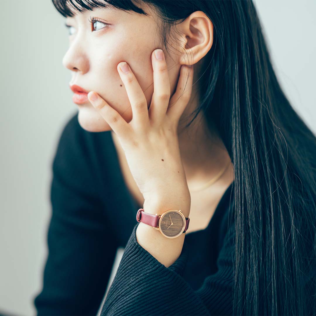 KERBHOLZ|EMMA 30mm エマ ウォールナット ローズゴールド ブラックヴィーガン 画像4