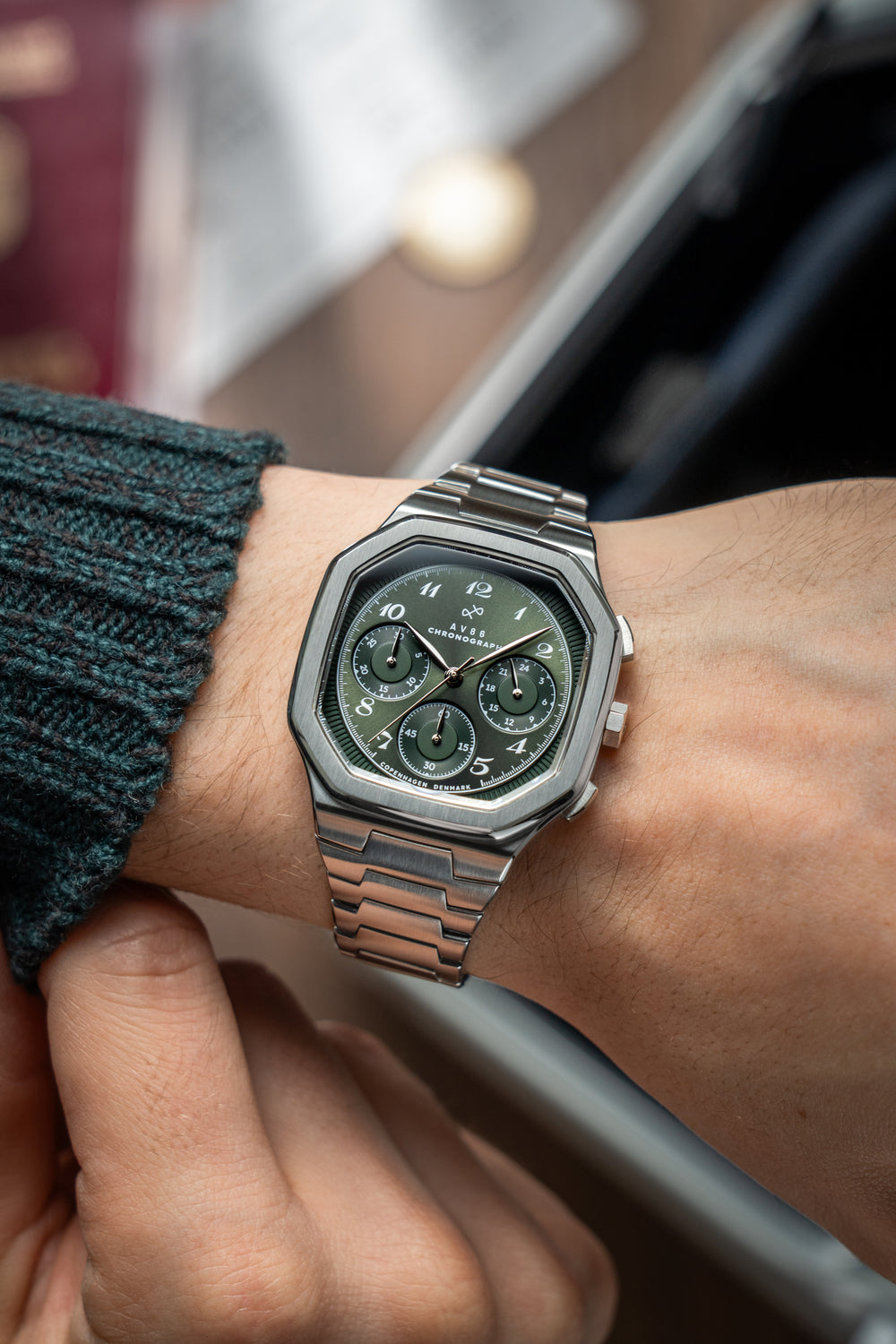 【200本限定】AV86（旧 ABOUT VINTAGE）｜1904 Chronograph Steel/Olive Green 画像2