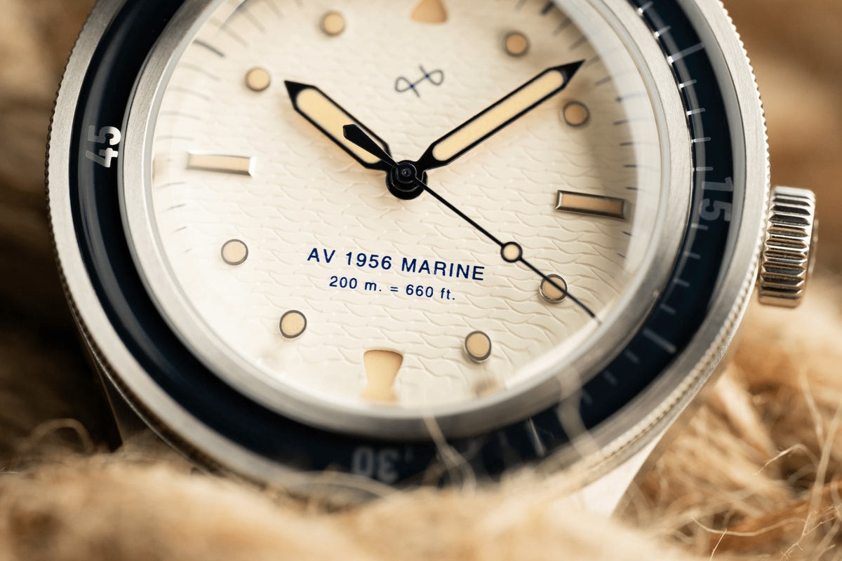 1956 MARINE WHITE AV86 腕時計 ホワイト ダイバー 未使用 AV86（旧About Vintage） 腕時計 メンズ 1956 Marine マリン ネイビー