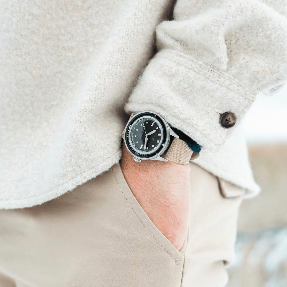 AV86（旧 ABOUT VINTAGE アバウトビンテージ）｜1956 Marine 41mm マリン スティール シルバー ブラック コーデュラ 画像4