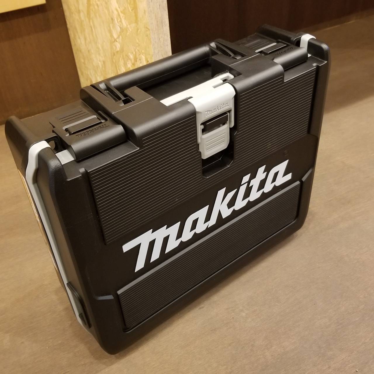 マキタ【新品未使用】TD172Dハウジング ケースセット「ブラック」makita マキタ インパクトドライバー TD172D用ハウジングセット(本体