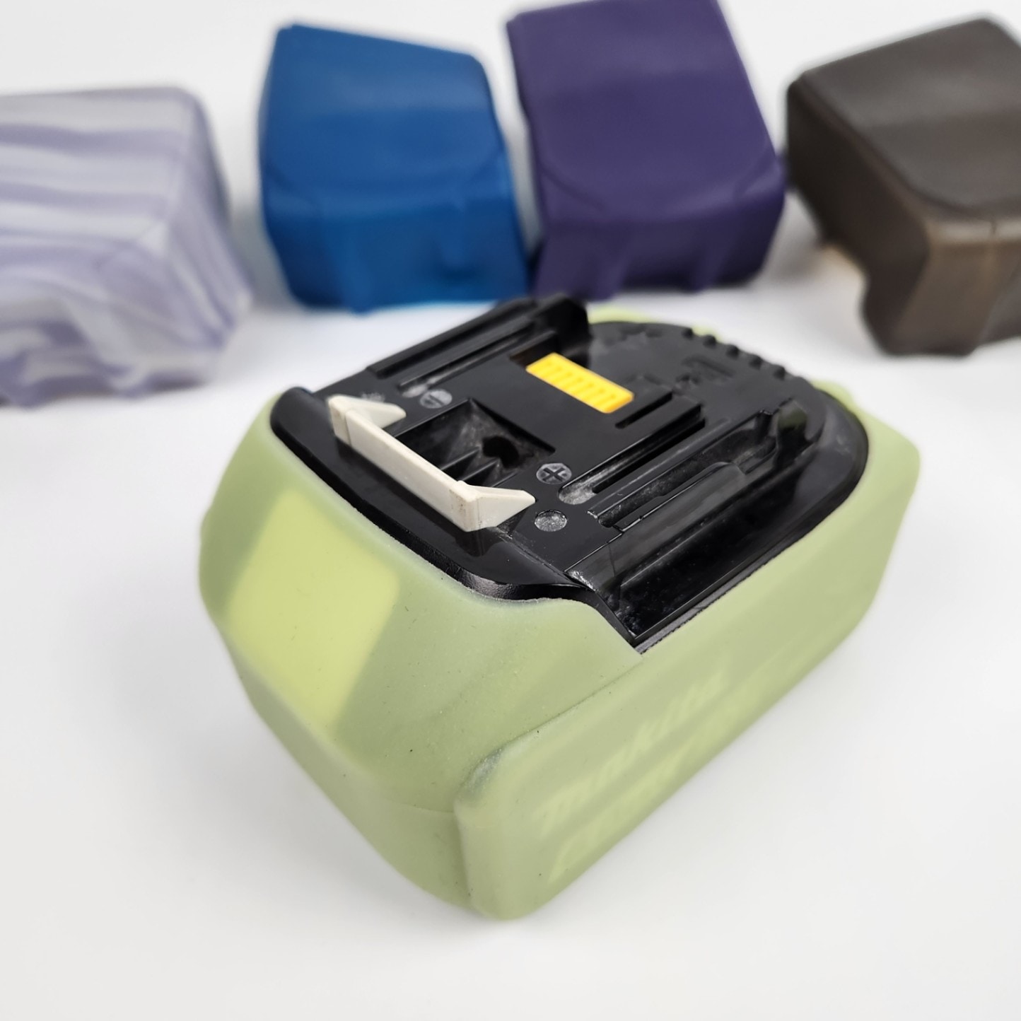 マキタ) バッテリカバー 高容量用 A-74603 VR001G専用バッテリカバー