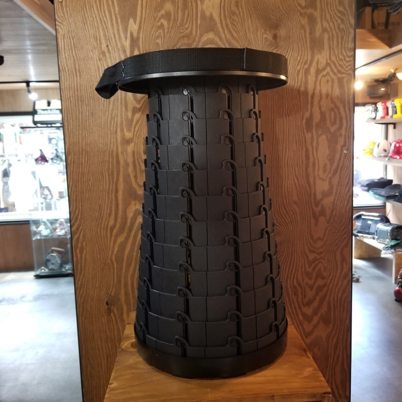 DEWALT（デウォルト） ガレージスツール Amazon.co.jp: Dewalt (ディ