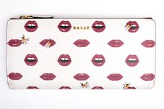 BALLY / �Х꡼ Lip Print ��åץץ��� �������줢�� �ۥ磻�� �� Ĺ���� ��ǥ�����