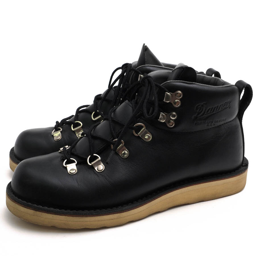Danner DS10026X MOUNTAIN TRAIL �ޥ���ƥ�ȥ쥤�� / ���ʡ� SOPHNET. ���եͥå����� ������ɥ쥶�� ���� Vibram������ ���ƥå���������ˡ �֥�å� �� �ޥ���ƥ�֡��� ���