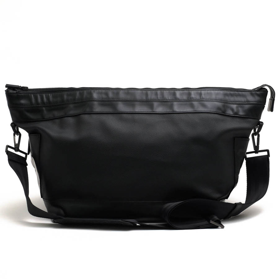 ダンヒル TRAVELLAR ワンショルダーバッグ ボディーバッグ 2WAY Dunhill L3H188A HEIST TRAVELLER 2WAY TOTE BAG ヘイスト / ダンヒル