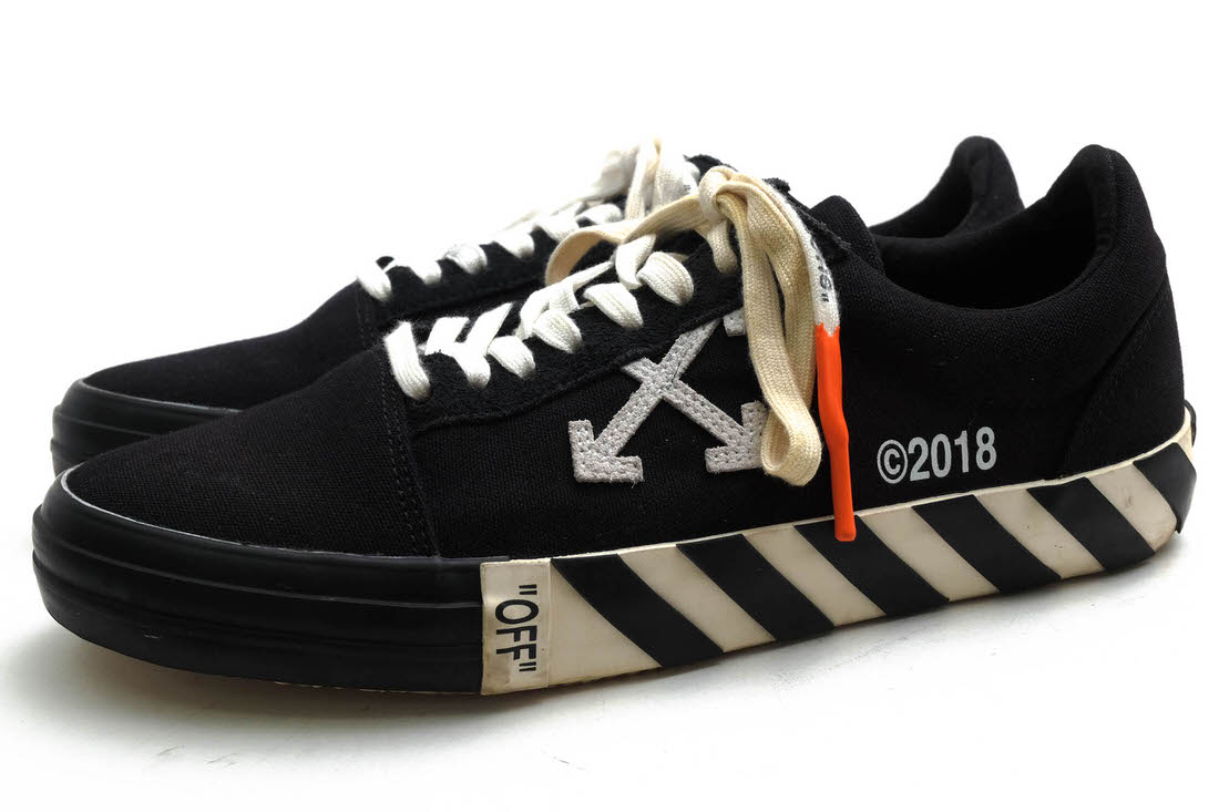 Off-White Vulcanized Striped Low Top Sneaker バルカナイズド