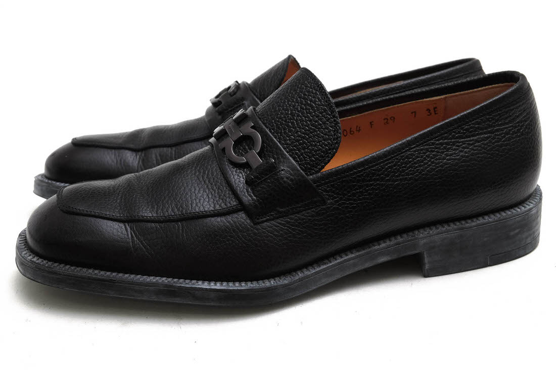 Salvatore Ferragamo UH31064 DIECI / �ե��饬�� ��������˶�� PEBBLE CALF ������ ���� U���å� ����åݥ� ���� �֥�å� �� �ӥåȥ����ե��� ���