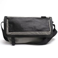 EMPORIO ARMANI / ����ޡ��� ��Ļ�ʻ��� ���� ��å��󥸥㡼�Хå� �֥�å� �� ���������Хå� ���