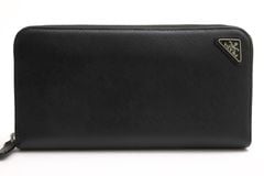 PRADA　長財布　サフィアーノレザー　ブラック　 三角ロゴ 　 1M1132 PRADA 1M1132 Saffiano Leather Long Continental Wallet / プラダ