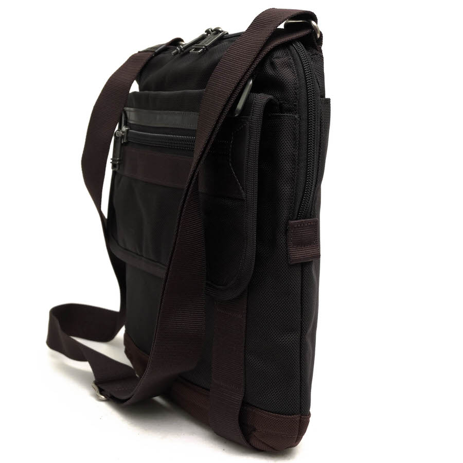 TUMI 69308HKO Eastern Zip Top Flap Crossbody / トゥミ クロスボディバッグ FXTバリスティック