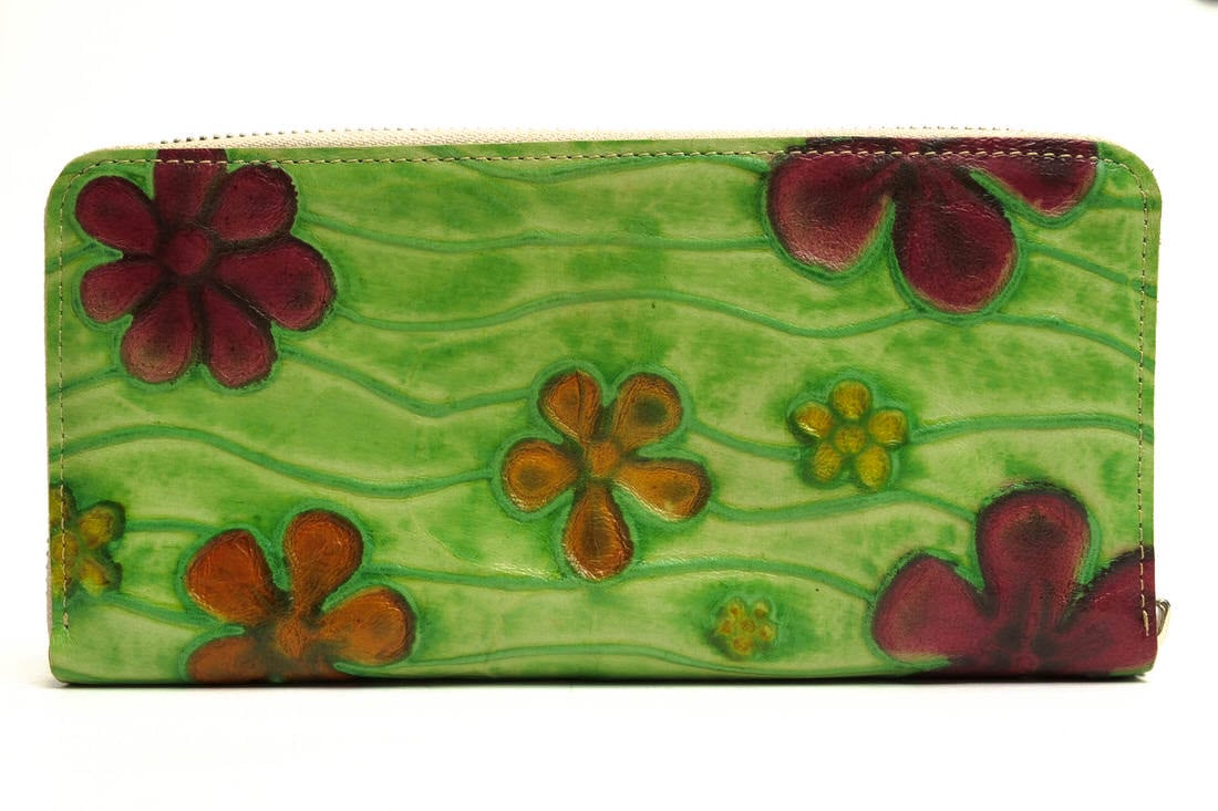 フーシ フェルナーレ／FU-SI FERNALLE 長財布 財布 ウォレット レディース 女性 女性用レザー 革 本革 グリーン 緑  63324 フラワー 小銭入れあり ラウンドジップ ラウンドファスナー FU-SI FERNALLE 63324 / フーシ フェルナーレ フラワー イタリア産