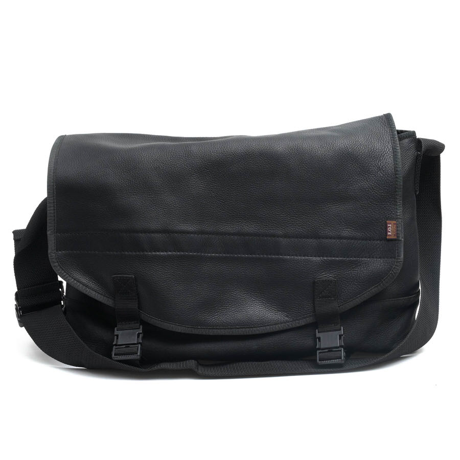 MR.OLIVE ミスターオリーブ ウォータープルーフ メッセンジャーバッグ MR.OLIVE E.O.I WATER PROOF WASHABLE LEATHER MESSENGER BAG