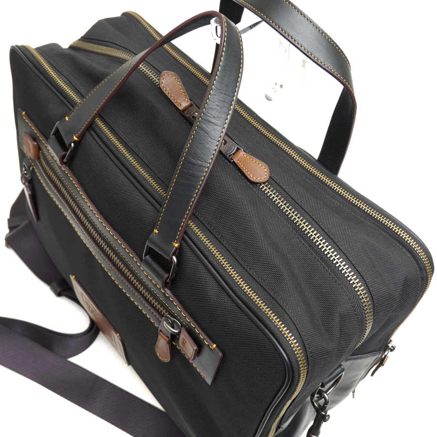 COACH 32258 Academy Day Bag / ������ �����ǥ��ʥ����� �����ե쥶�� ���� 2WAY ���������Хå� �Ρ���PC��Ǽ�� �֥�å� �� �ӥ��ͥ��Хå� ���